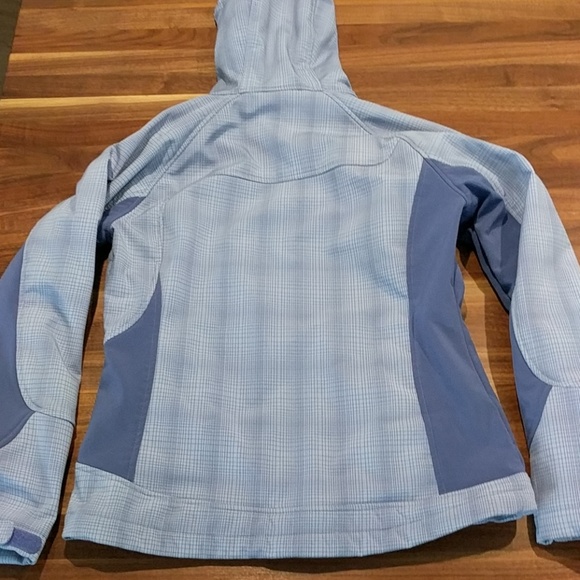 Free Country Jacket 🌟 - Picture 2 of 7